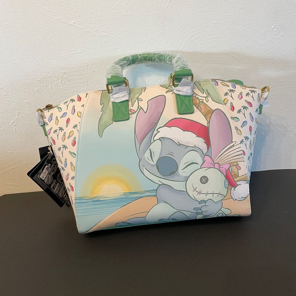 Stich Holiday Crossbody bag Loungefly
